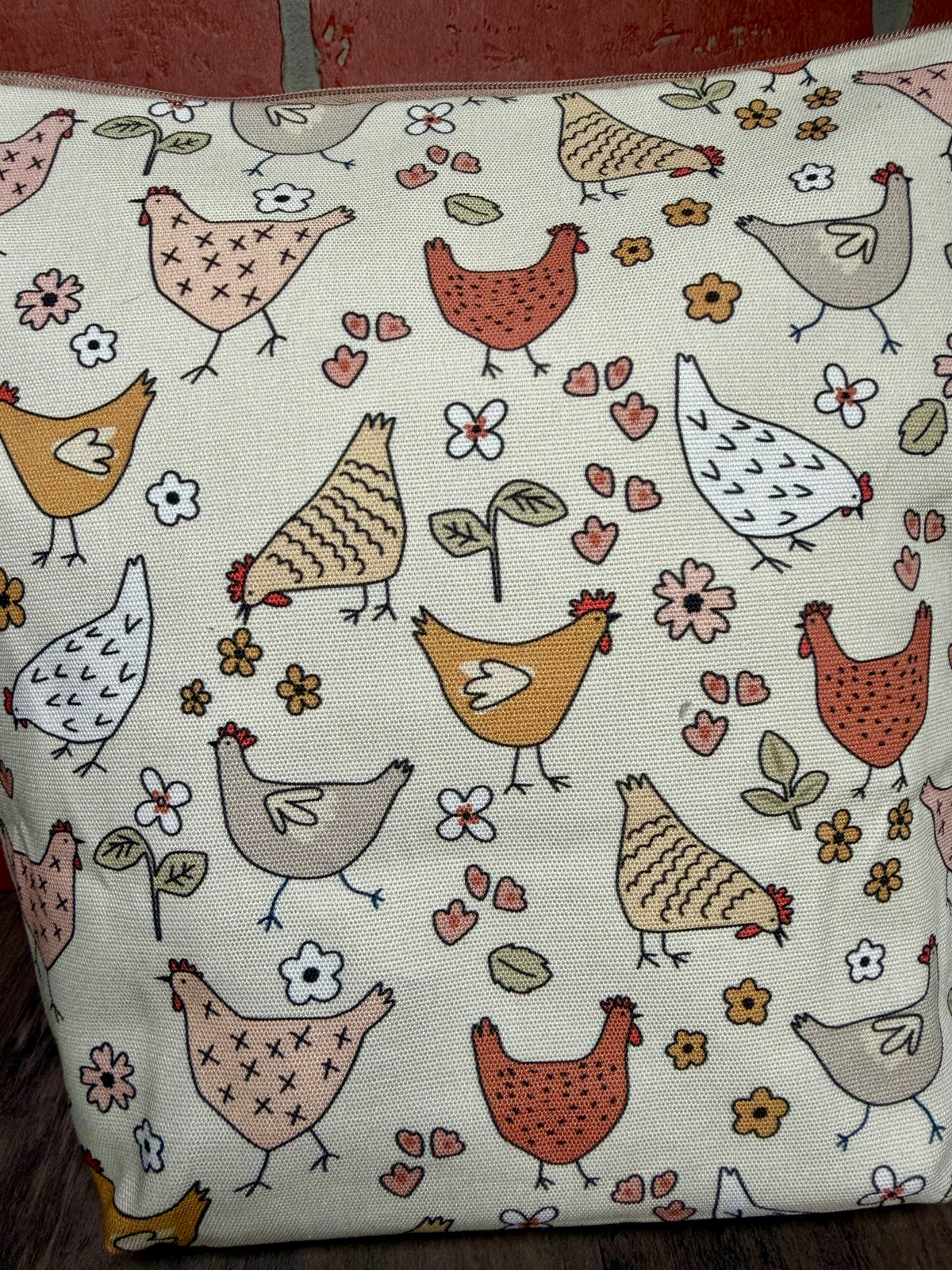Hills Happy Chickens