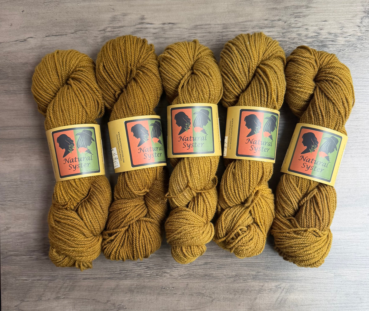 Targhee/Babydoll Marigold/Logwood DK