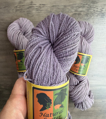 Targhee/Babydoll Logwood Light DK