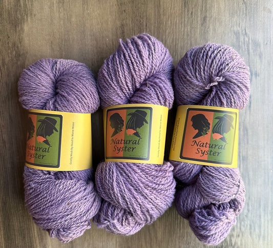 Corriedale/Babydoll Logwood on Cream base