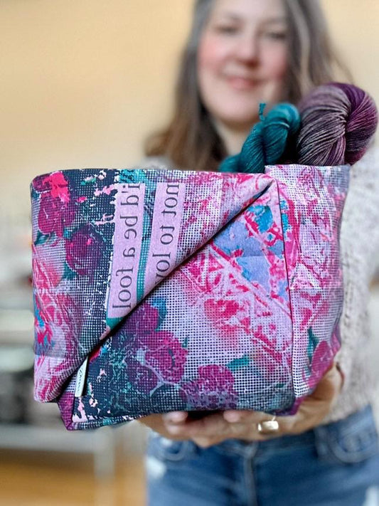 ROMANTASY Sock Set With matching Heather Bag