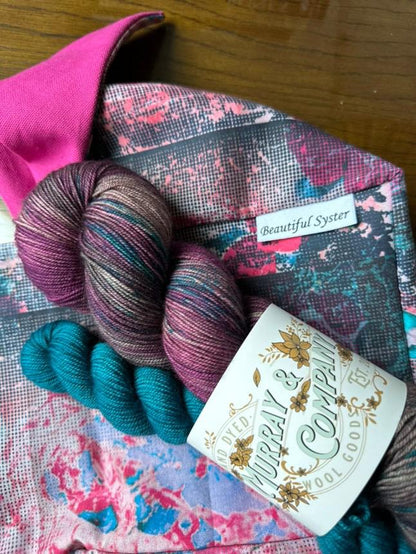 ROMANTASY Sock Set With matching Heather Bag