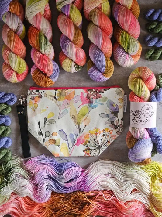 Salty Blonde Fiber with matching Ismira Bag